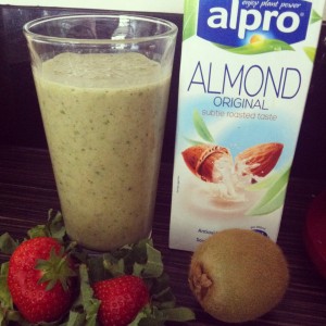 Summer green almond milk smoothie
