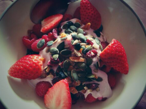 Healthy yoghurt toppings