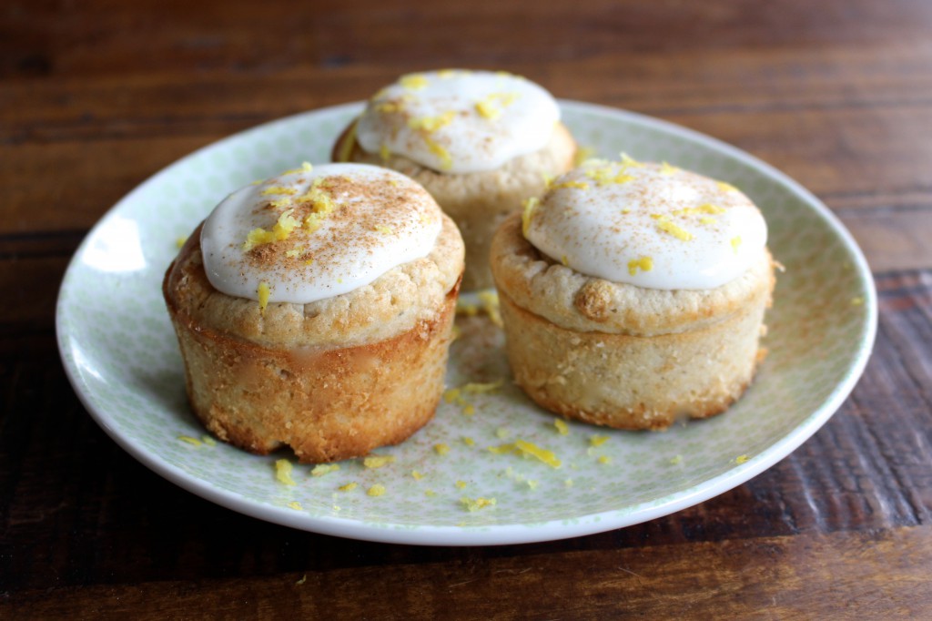 Healthy lemon muffins