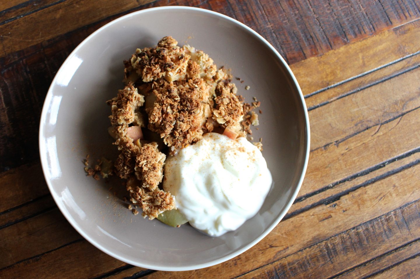 Healthy Apple Crumble with Oats – Nics Nutrition